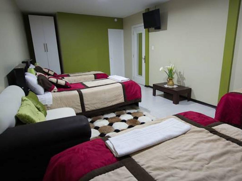 Hotel Las Gardenias Cuenca Exterior photo
