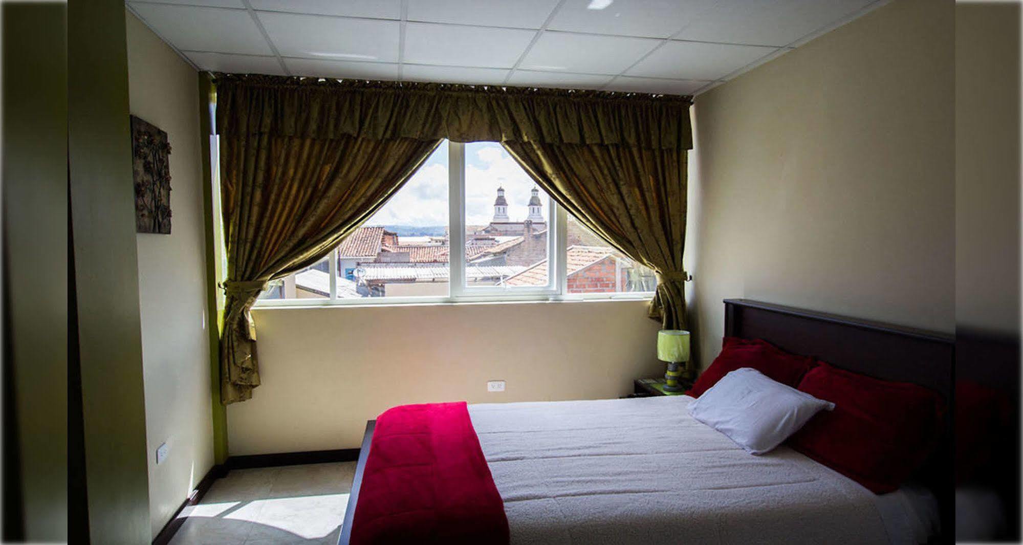 Hotel Las Gardenias Cuenca Exterior photo